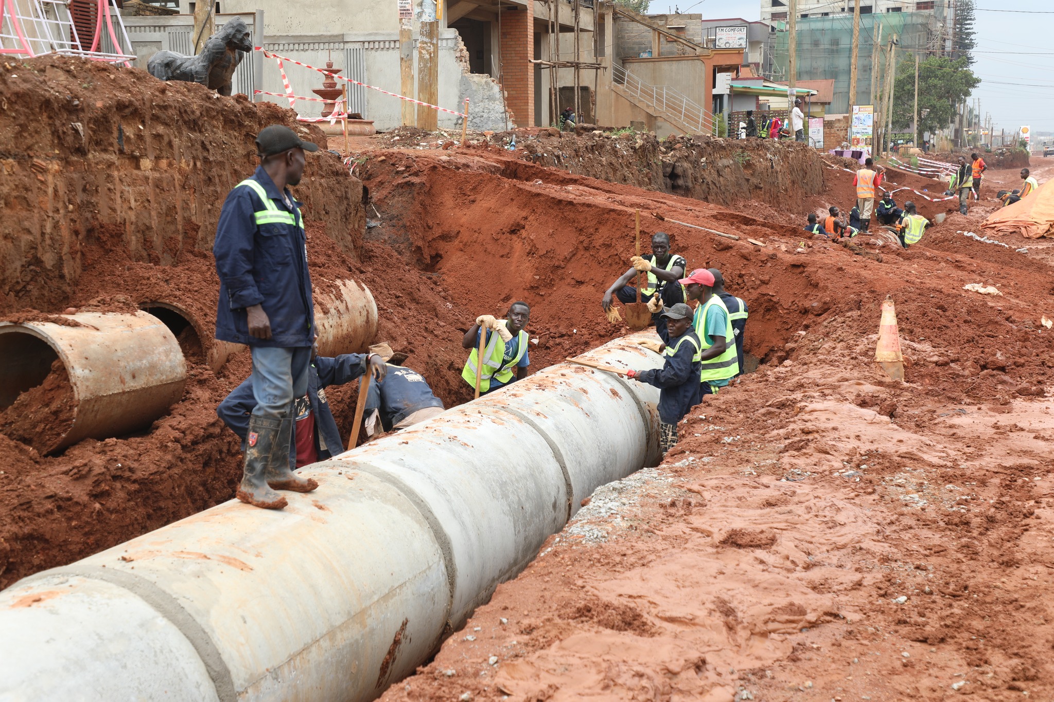 Design & Build – Kira–Matugga Road and Junctions (21 km)